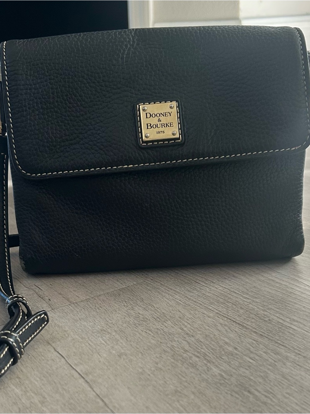 Dooney & Bourke Black Pebble Leather Crossbody with Contrast Stitching